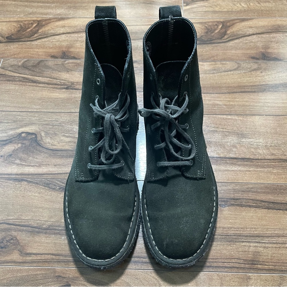 Clark’s Original Mali Boots - Men’s Size 8 (US) Olive Green Suede